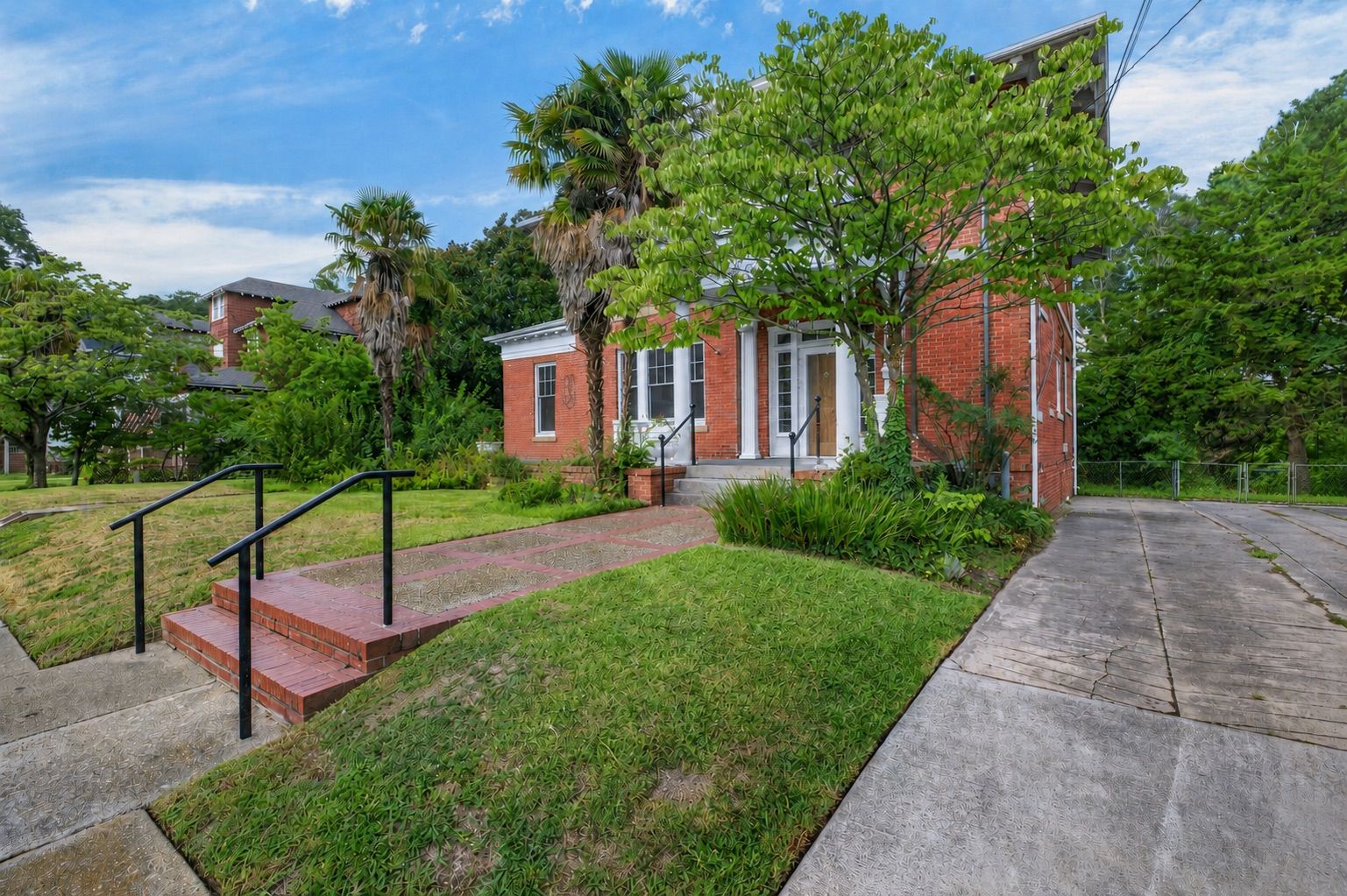 shared driveway (side closest to home belongs to property)