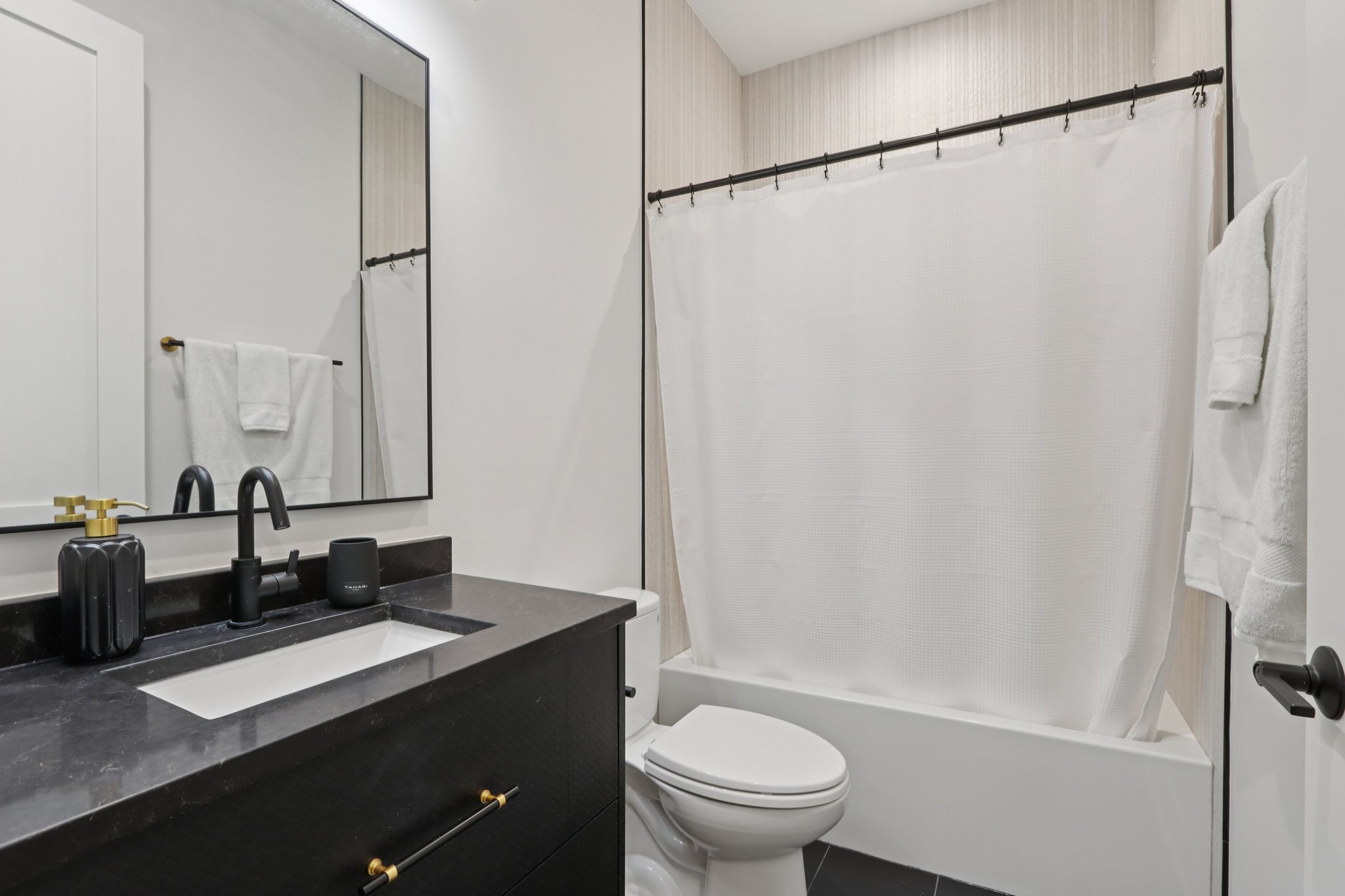 N Ashland Ave 3S-S2111-011.jpg