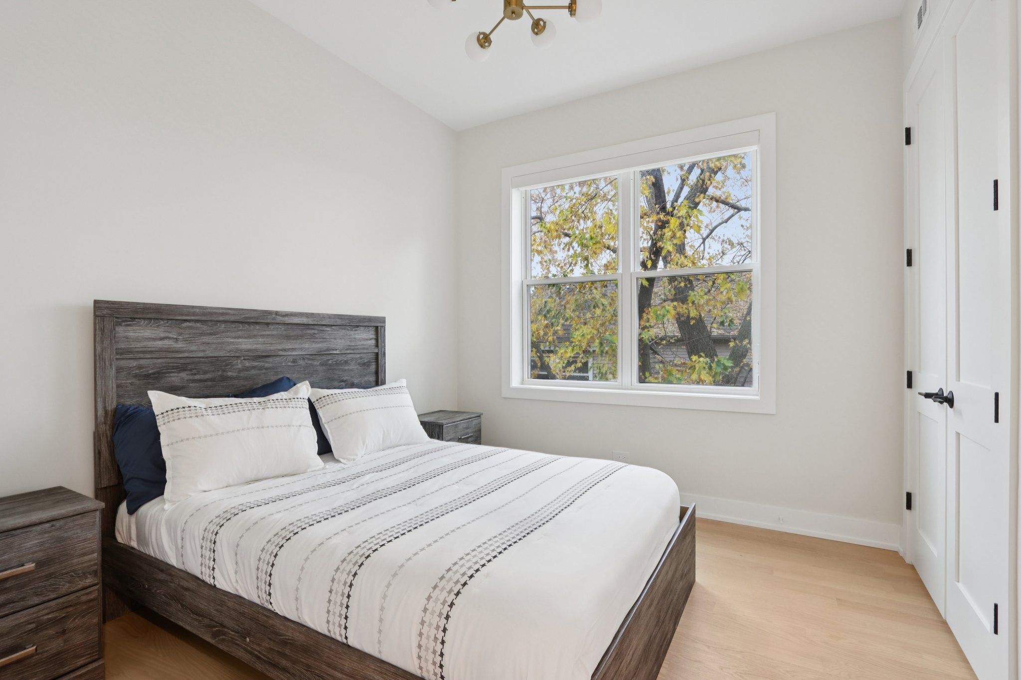 N Ashland Ave 3S-S2111-015.jpg