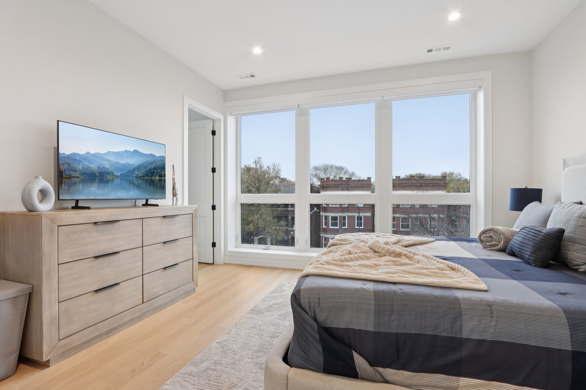 N Ashland Ave 3S-S2111-020.jpg