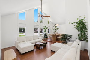 High Vaulted Ceilings in Living & Dining Room