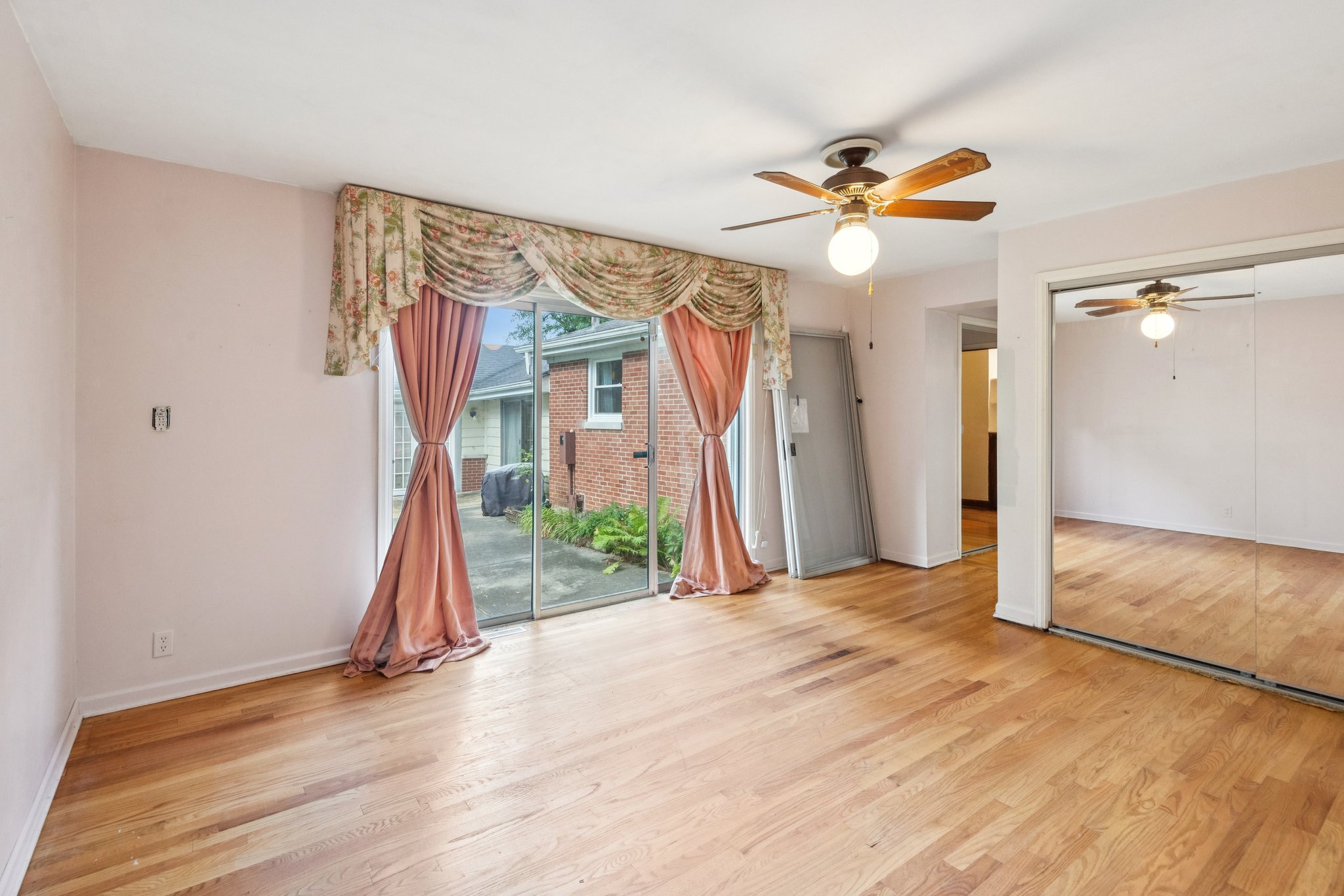412 Dundee Ave_008.jpg