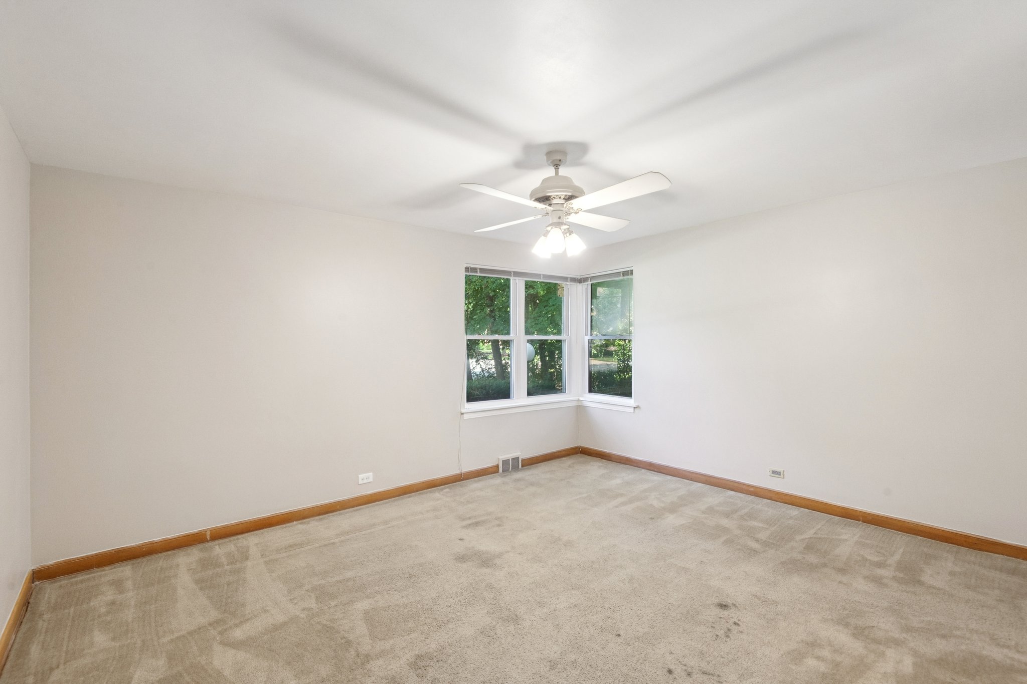 412 Dundee Ave_011.jpg