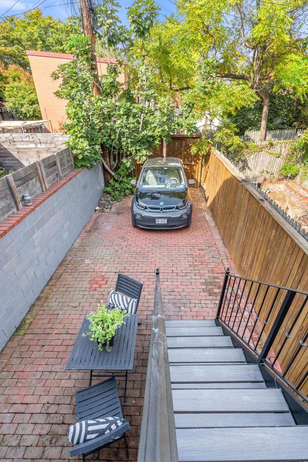 412 East Capitol St NE, Washington, DC 20003, USA Photo 47