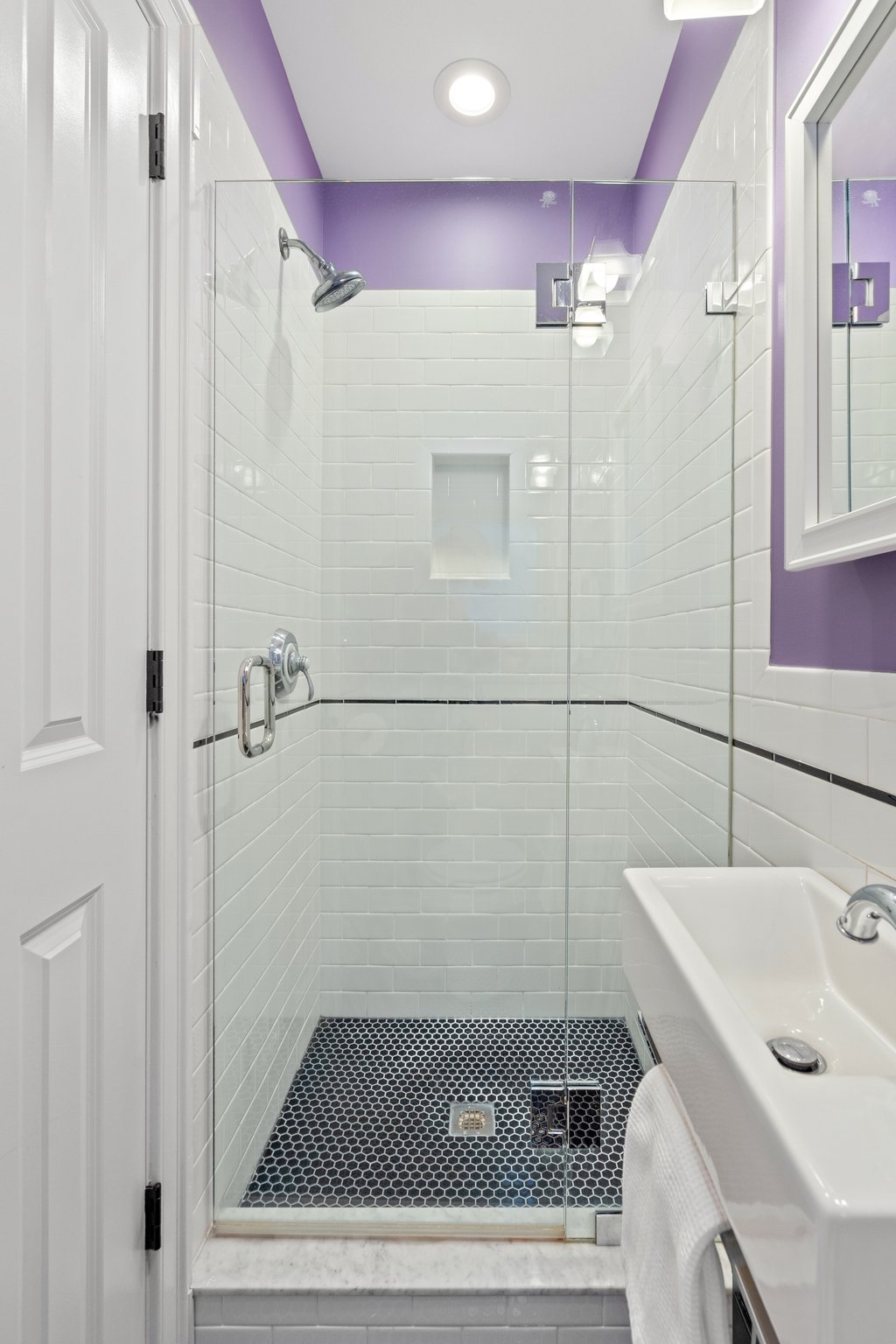 412 East Capitol St NE, Washington, DC 20003, USA Photo 12