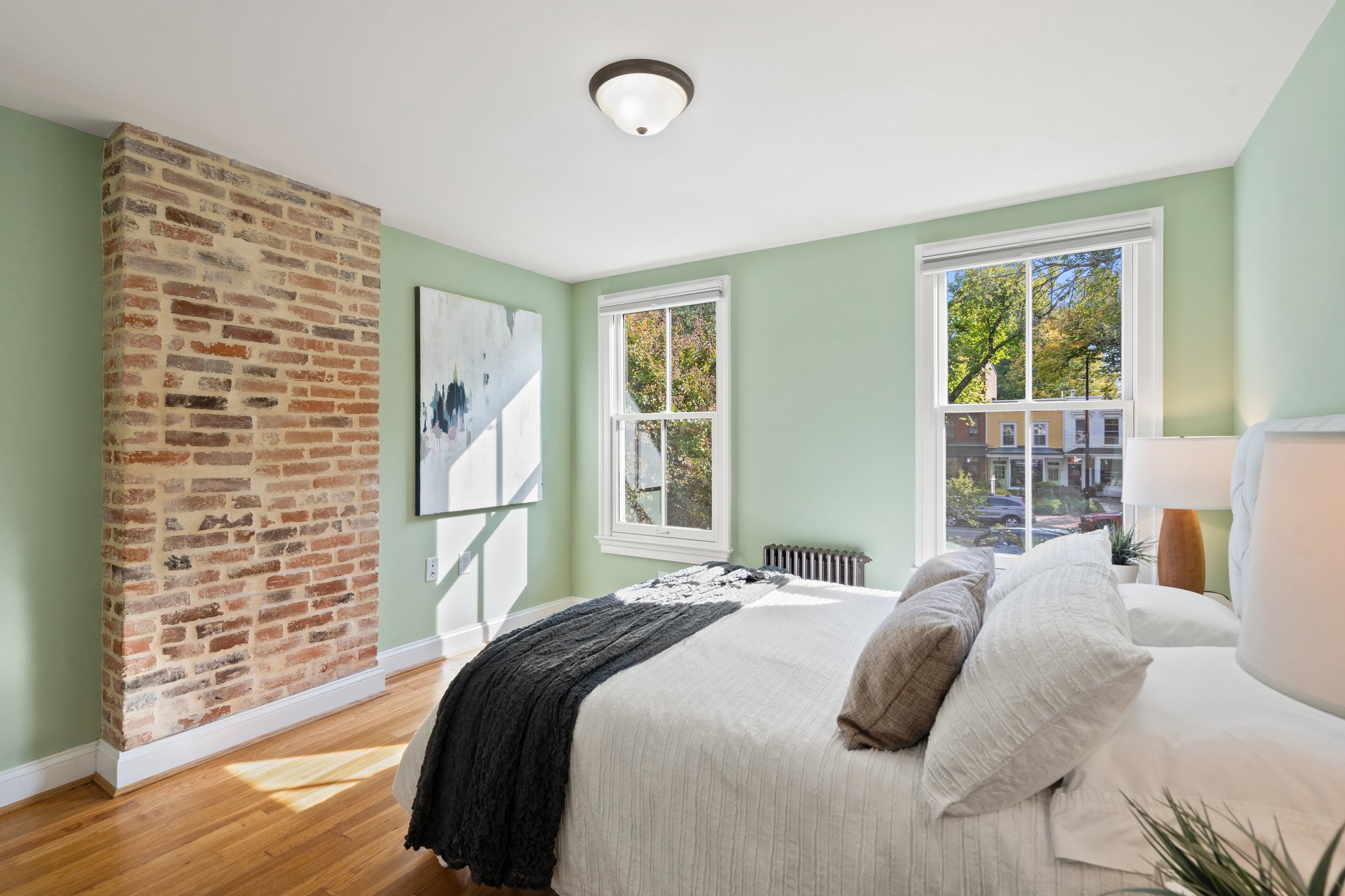 412 East Capitol St NE, Washington, DC 20003, USA Photo 34