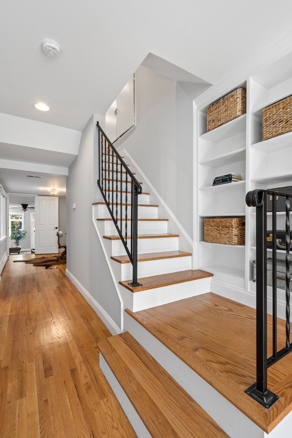412 East Capitol St NE, Washington, DC 20003, USA Photo 20