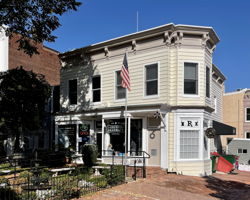 412 East Capitol St NE, Washington, DC 20003, USA Photo 52