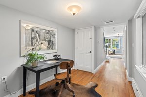 412 East Capitol St NE, Washington, DC 20003, USA Photo 13
