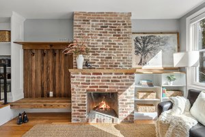 412 East Capitol St NE, Washington, DC 20003, USA Photo 6