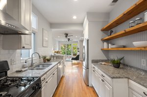 412 East Capitol St NE, Washington, DC 20003, USA Photo 21