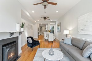 412 East Capitol St NE, Washington, DC 20003, USA Photo 31