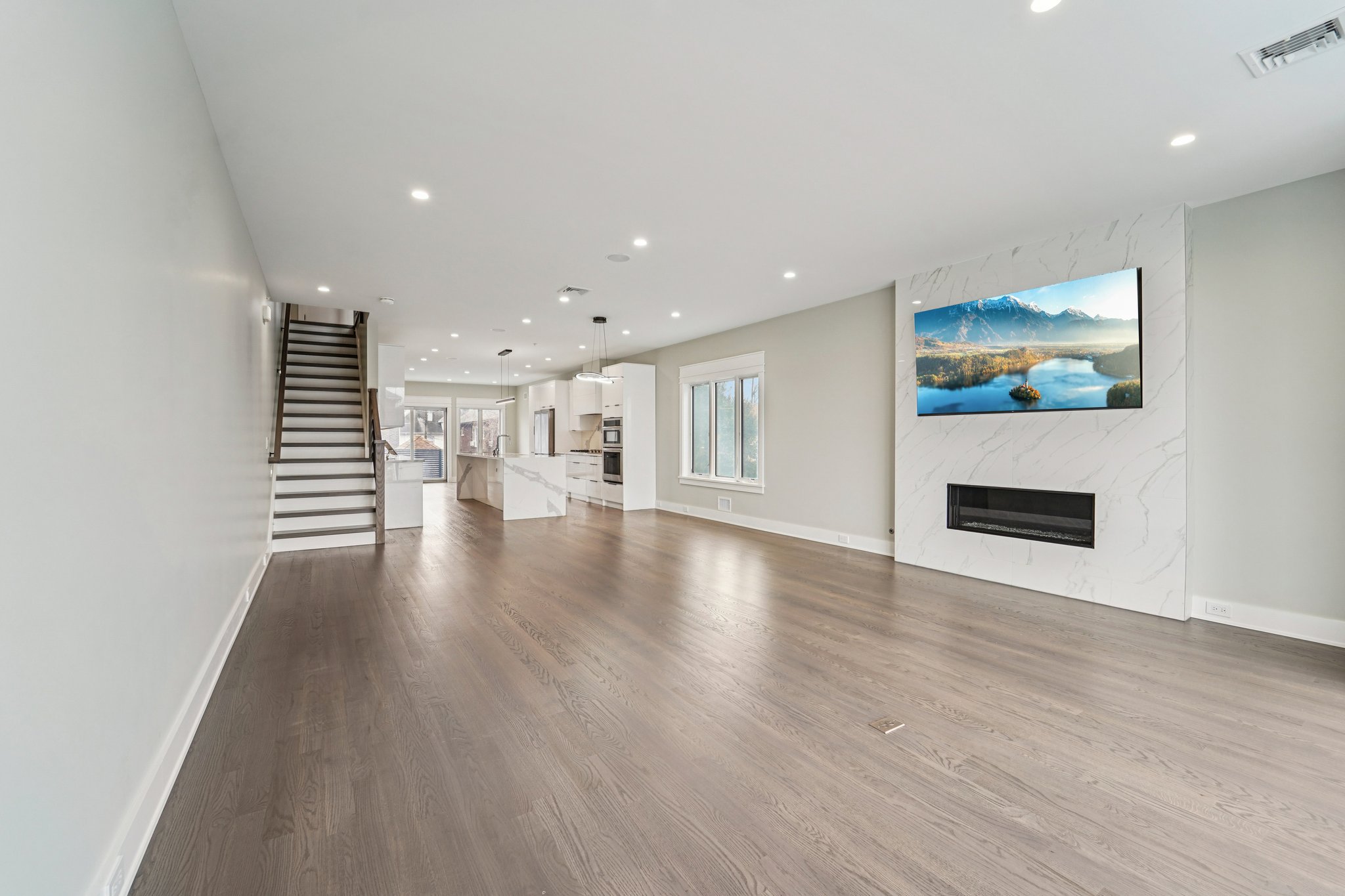 Lincoln Ave-S1703-011.jpg