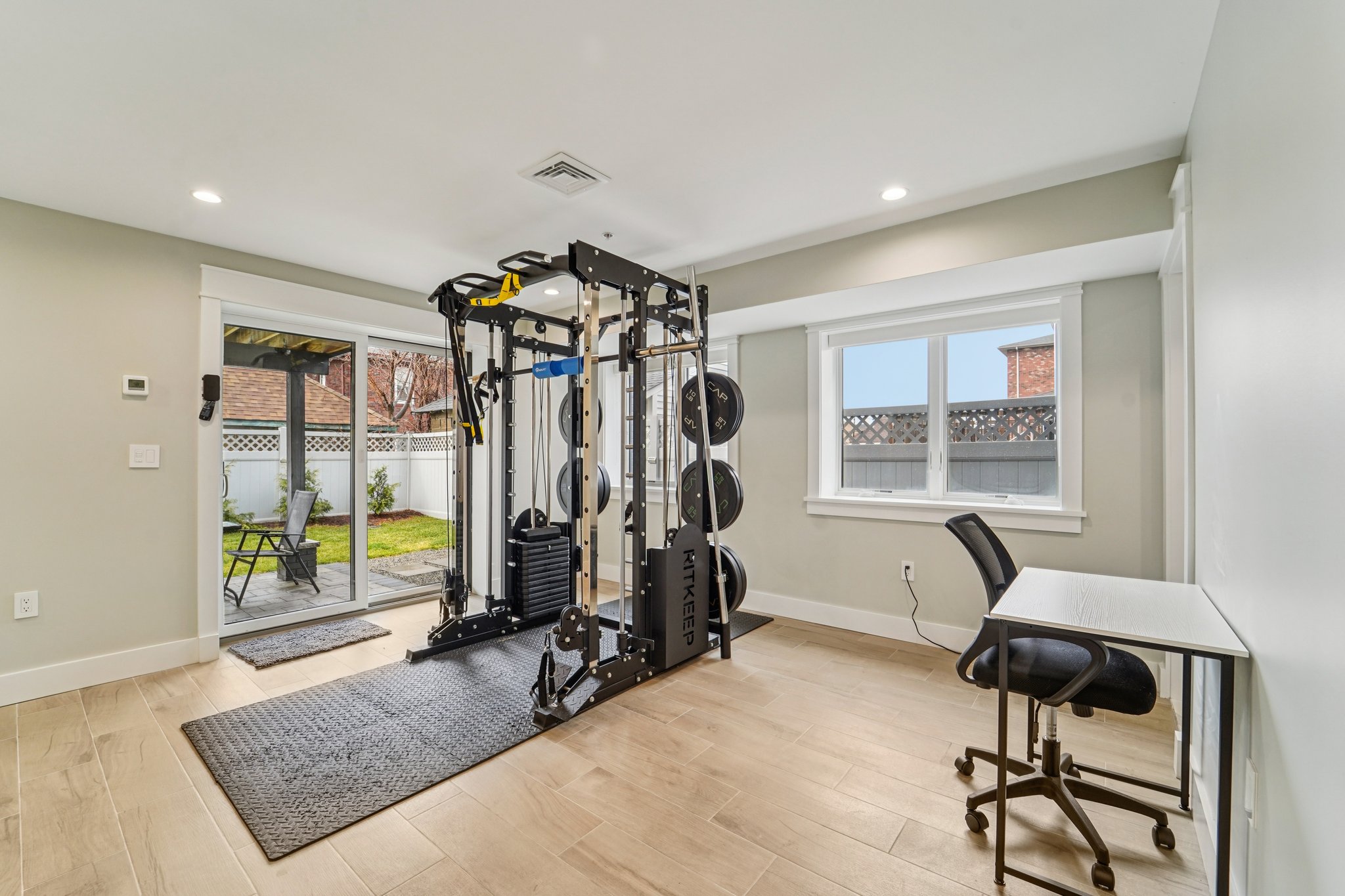 Lincoln Ave-S1703-023.jpg