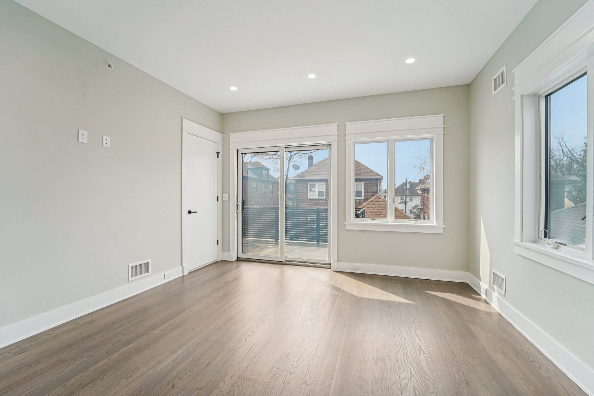 Lincoln Ave-S1703-028.jpg