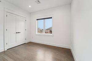 Lincoln Ave-S1703-036.jpg