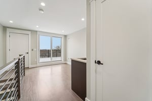 Lincoln Ave-S1703-045.jpg