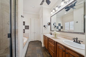 Second Primary Suite Ensuite Bath