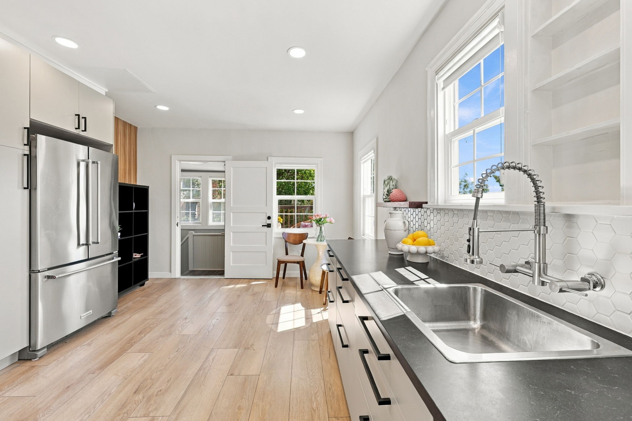 012_F8_4120 35th Ave