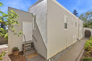 039_F8_4120 35th Ave