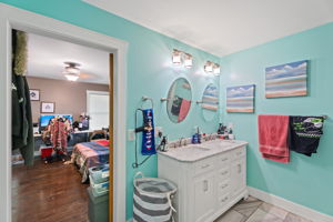  Photo 23