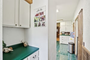 1st Ave-0705-017.jpg