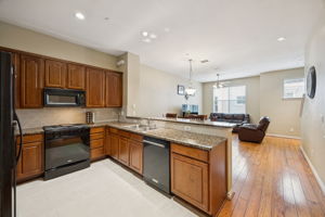 4121McKinney_009
