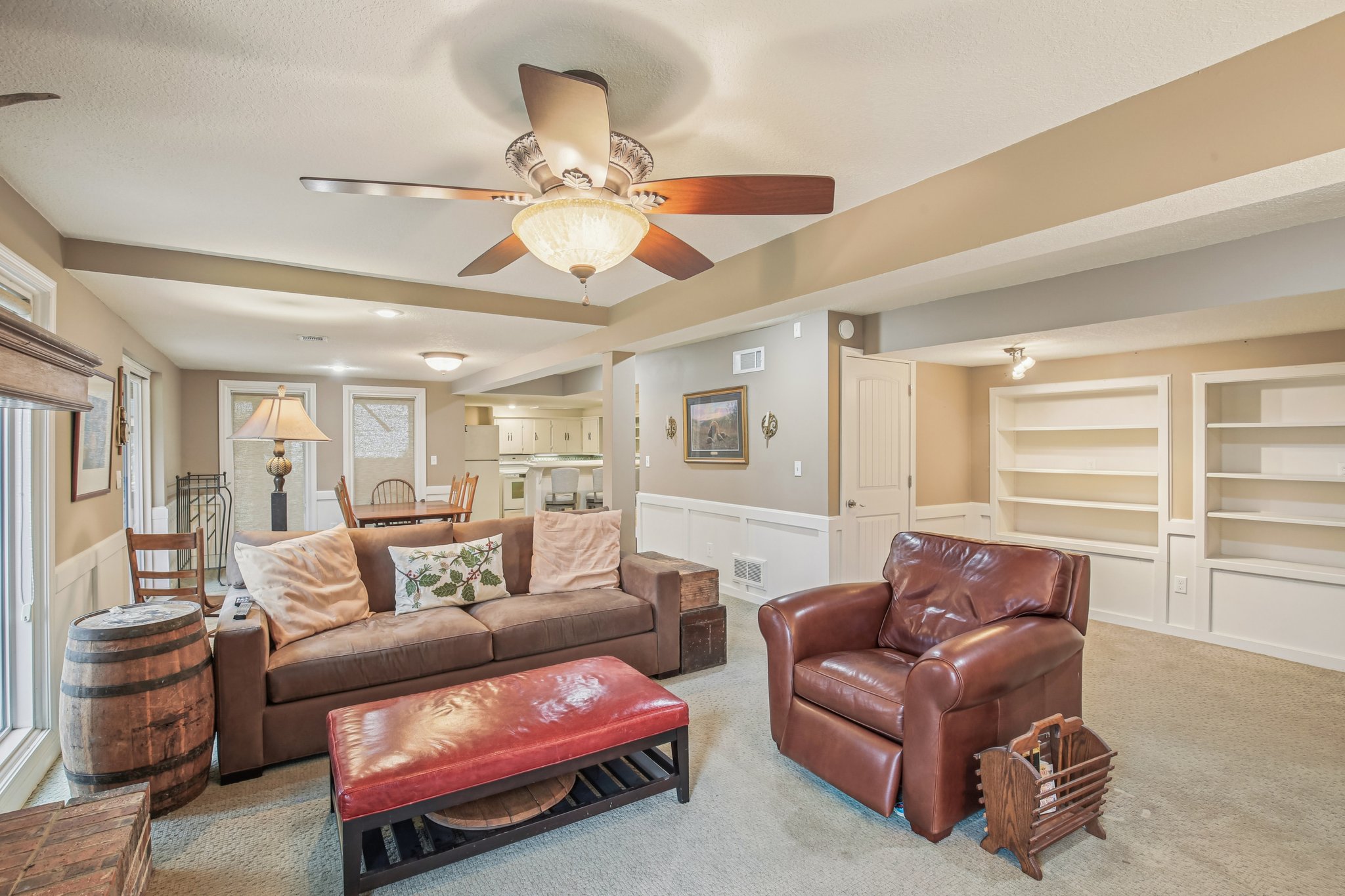 NE Edgewater Ct-S0301-005.jpg