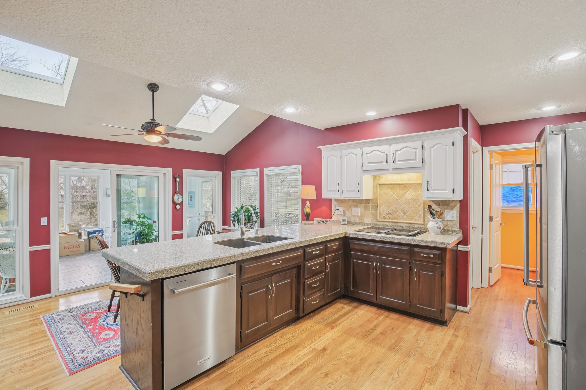 NE Edgewater Ct-S0301-020.jpg