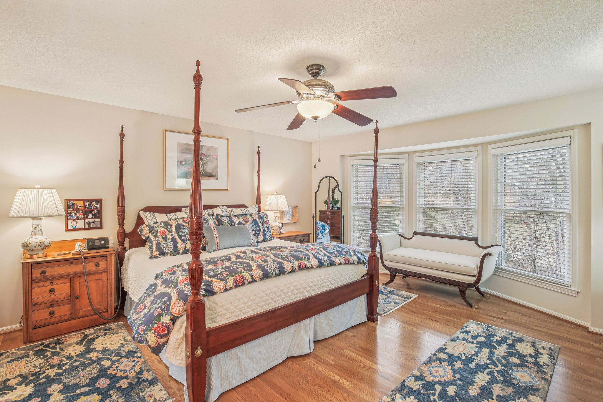 NE Edgewater Ct-S0301-036.jpg