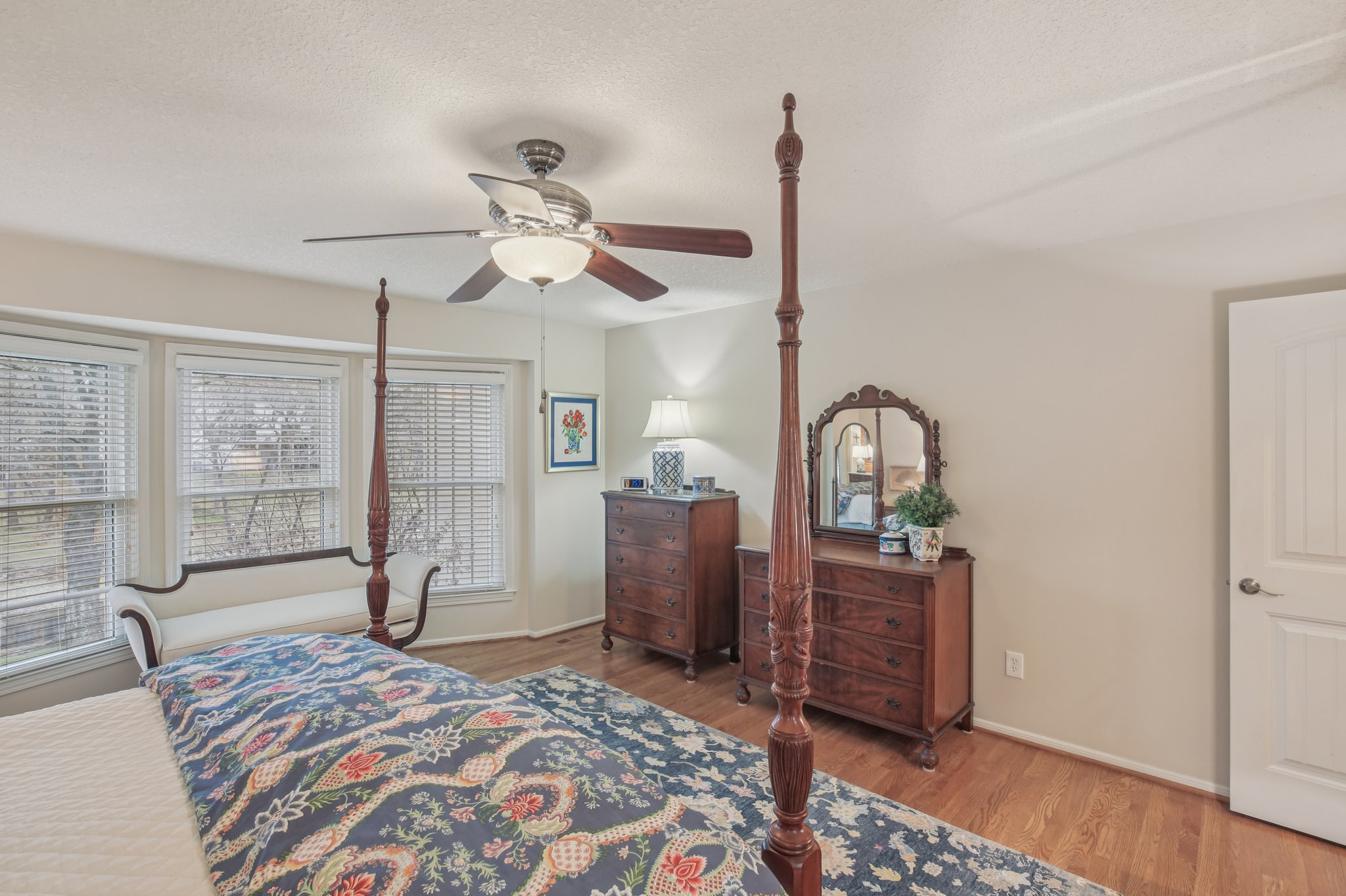 NE Edgewater Ct-S0301-039.jpg