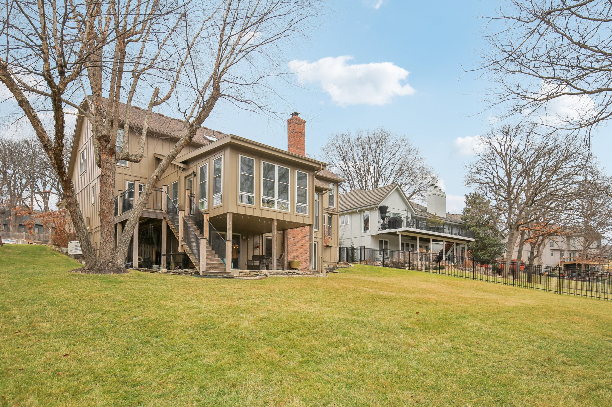 NE Edgewater Ct-S0301-047.jpg