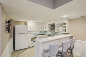 NE Edgewater Ct-S0301-017.jpg