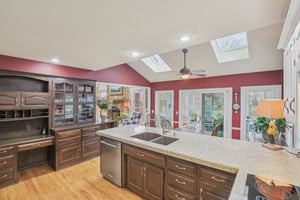 NE Edgewater Ct-S0301-021.jpg