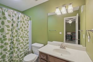 NE Edgewater Ct-S0301-033.jpg