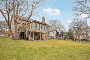 NE Edgewater Ct-S0301-047.jpg