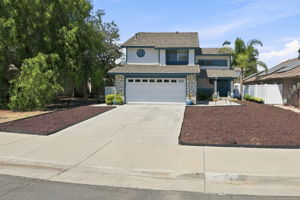  Photo 0