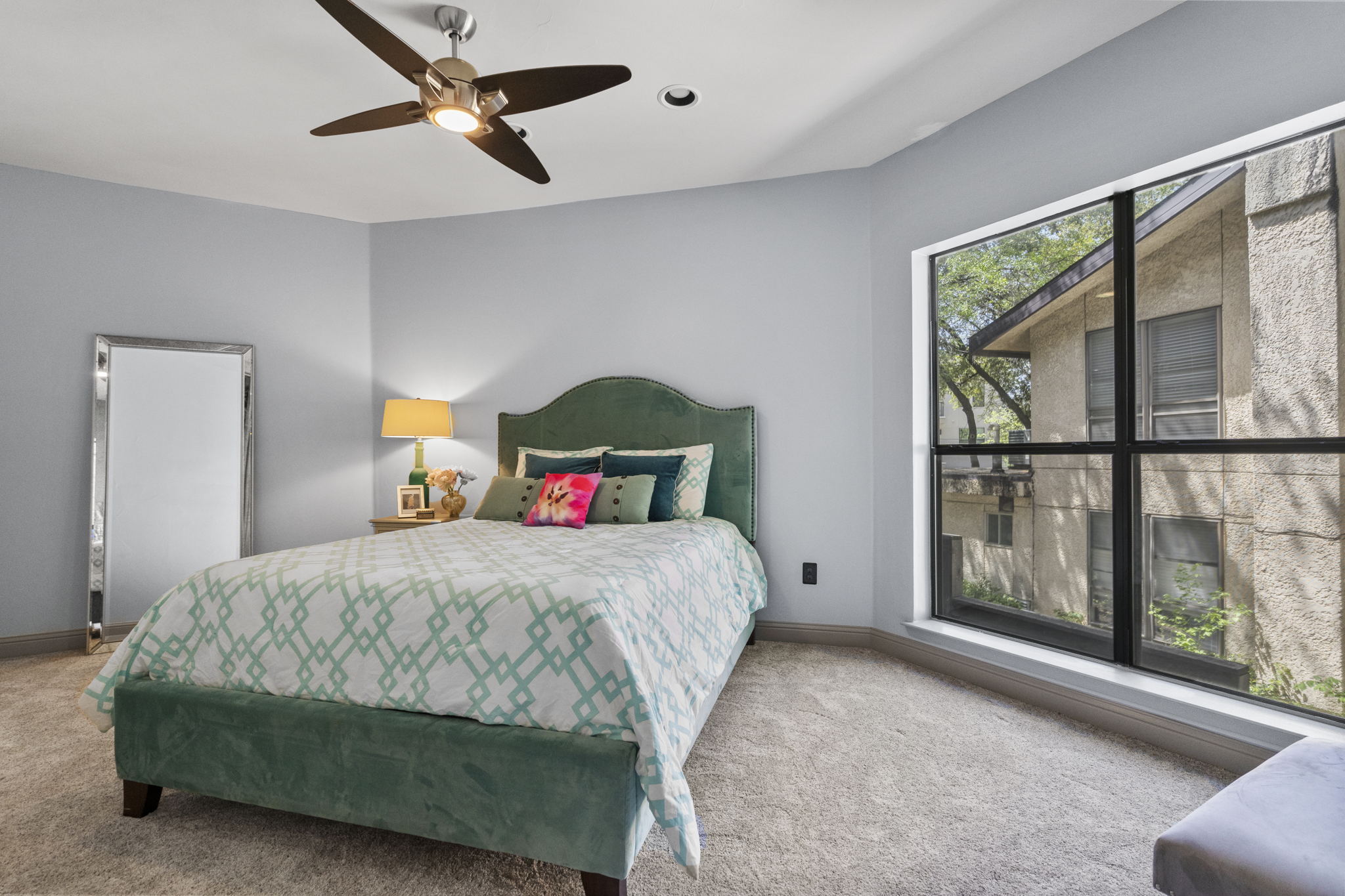 4122 Avondale Ave, Dallas, TX 75219, USA Photo 29