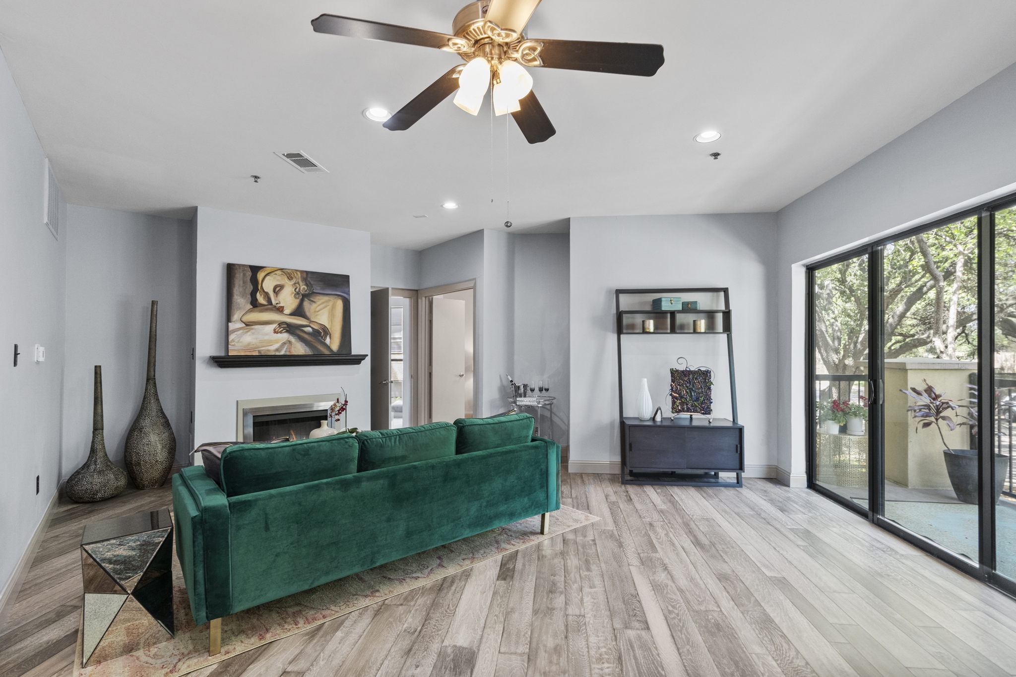 4122 Avondale Ave, Dallas, TX 75219, USA Photo 19