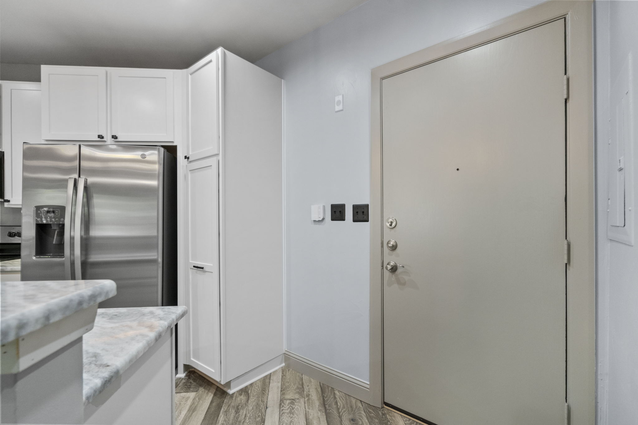 4122 Avondale Ave, Dallas, TX 75219, USA Photo 7