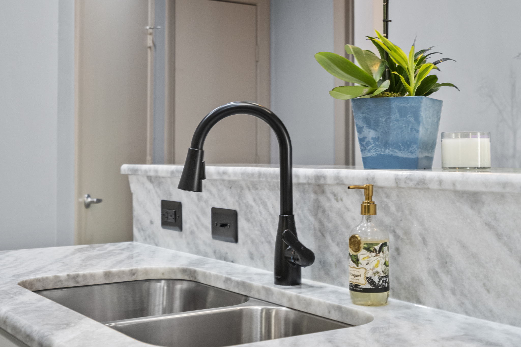 4122 Avondale Ave, Dallas, TX 75219, USA Photo 14