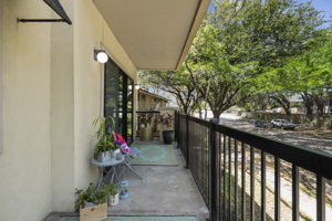 4122 Avondale Ave, Dallas, TX 75219, USA Photo 38