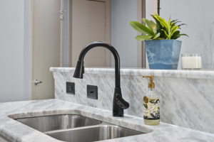 4122 Avondale Ave, Dallas, TX 75219, USA Photo 13