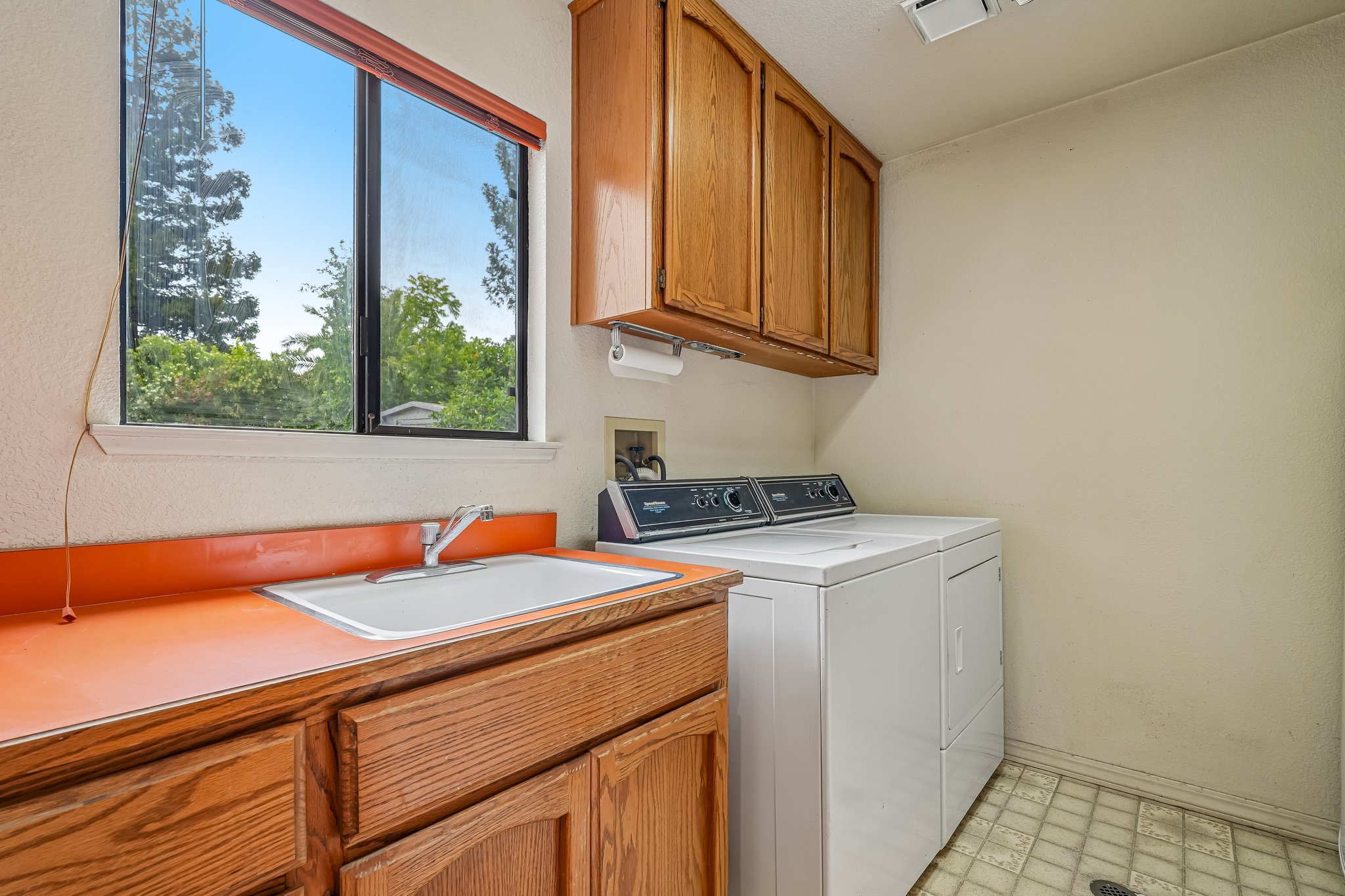 Mindt Ct-S2104-019.jpg