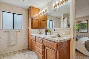 Mindt Ct-S2104-023.jpg