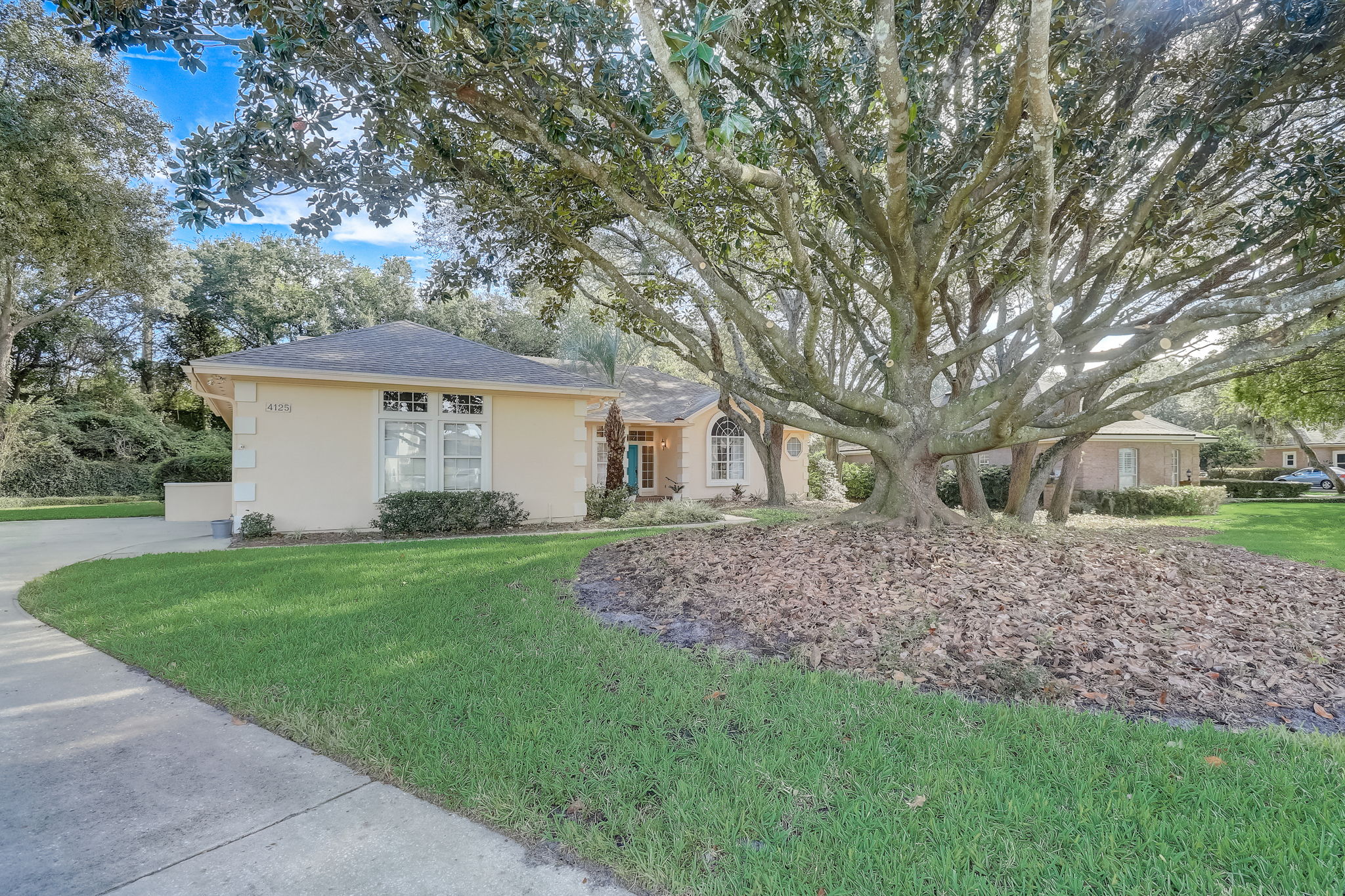Shoal Creek Ln E-001