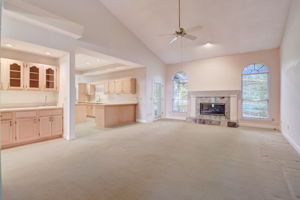 Shoal Creek Ln E-004
