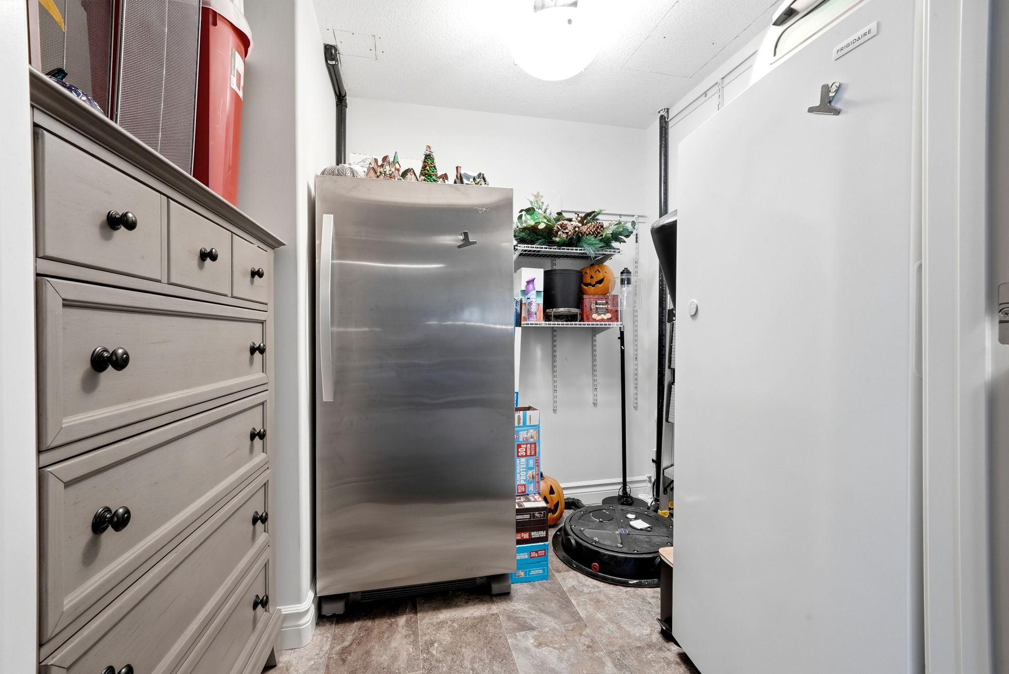 Photo 42