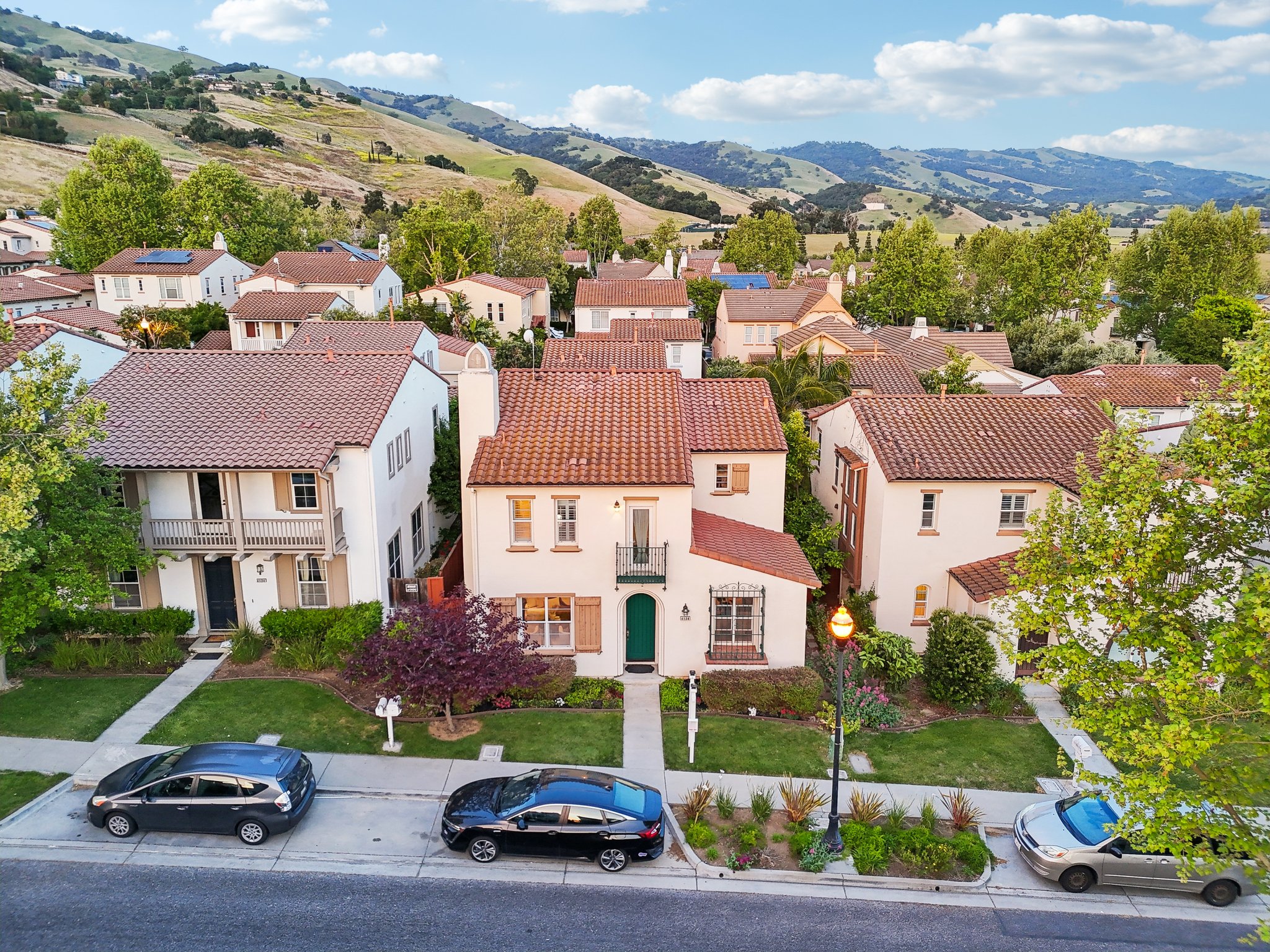 Arezzo Pointe Ln-0105-056.jpg