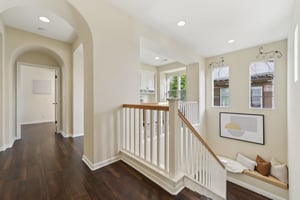 Arezzo Pointe Ln-0105-024.jpg